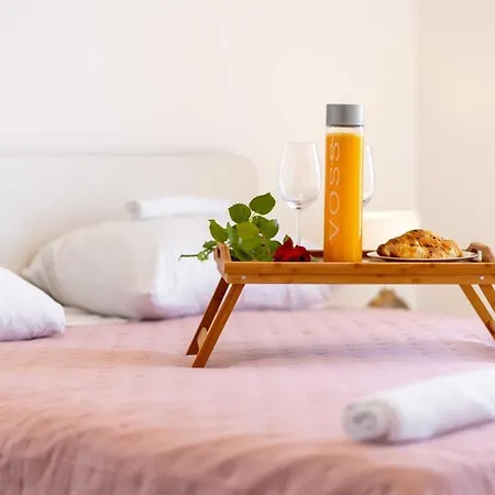 Charming Rea With Heated Pool Villa *