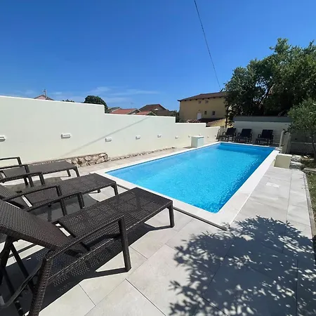 Charming Rea With Heated Pool * Sveti Filip i Jakov