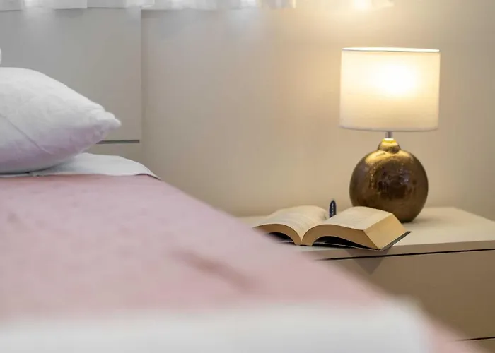 Βίλα Charming Rea With Heated Pool Sveti Filip i Jakov